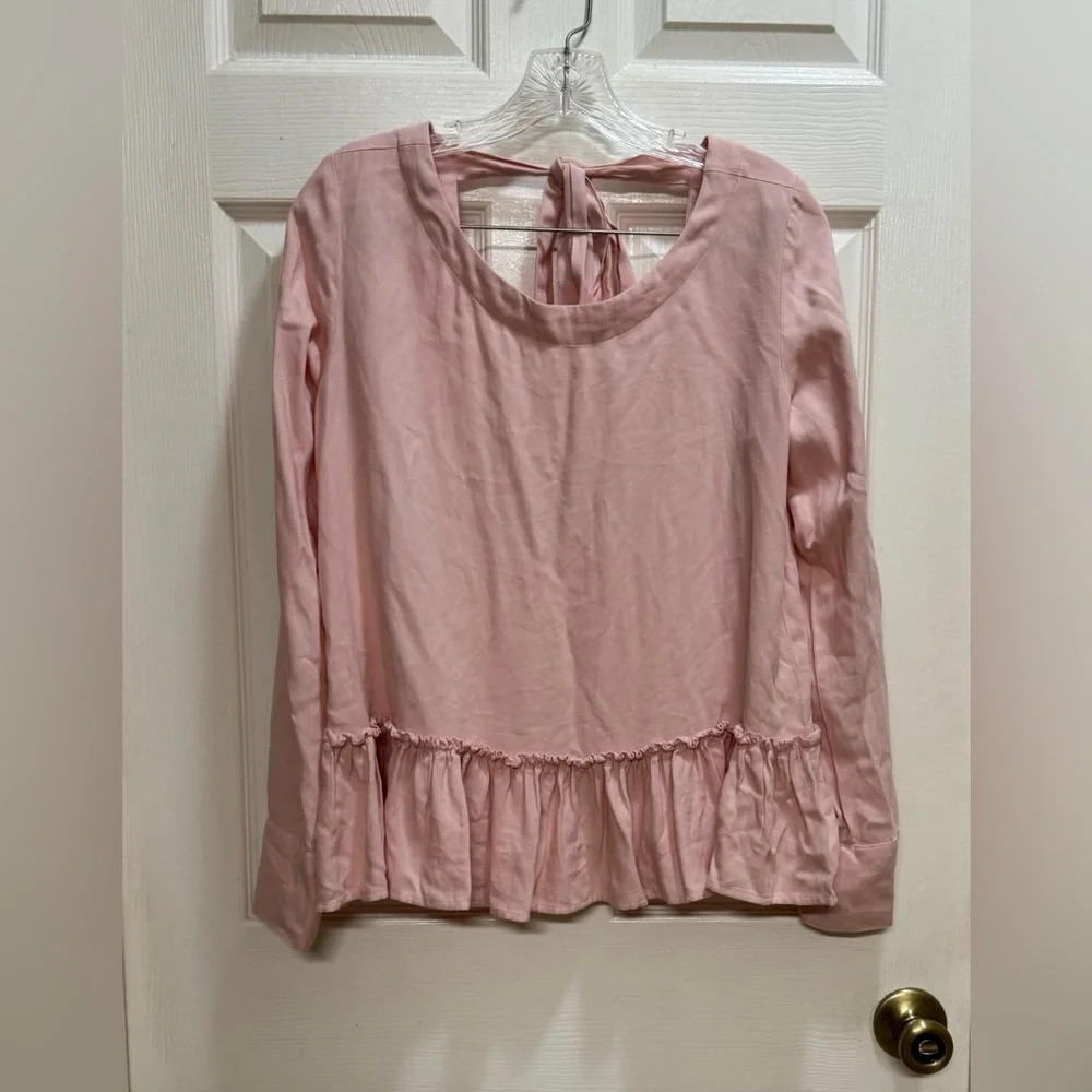 Anthropologie Size S Cloth & Stone Pink Open Back Ruffle Puff Sleeve Top Blouse